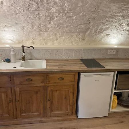Les Matelles : Charmant Logement En Pierres Extérieur photo